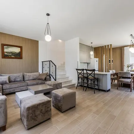 Sea Garden Retreat Modern Coastal By Pikhost