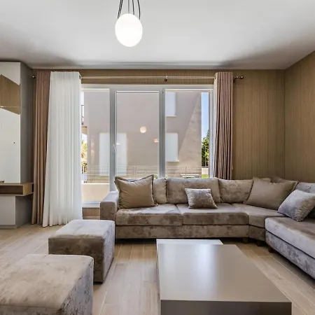 Sea Garden Retreat Modern Coastal By Pikhost *