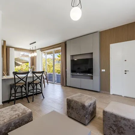 Sea Garden Retreat Modern Coastal By Pikhost