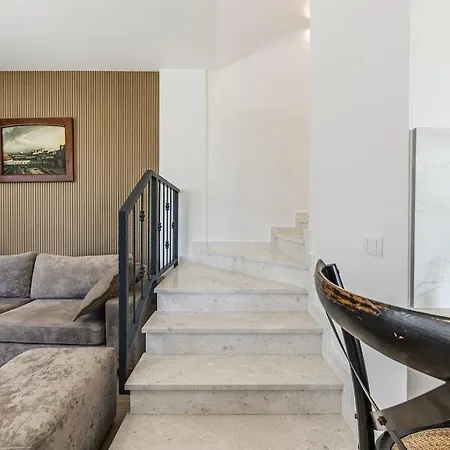 Sea Garden Retreat Modern Coastal By Pikhost * ドゥラス